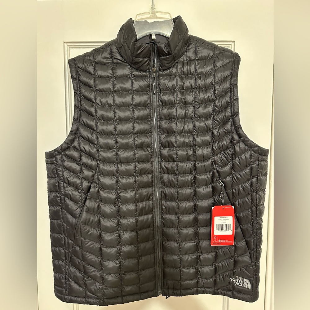 THE NORTH FACE THERMOBALL TREKKER VEST - EMBROIDERED